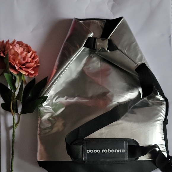 Paco Rabanne Metallic Silver Bag - Picture 1 of 11